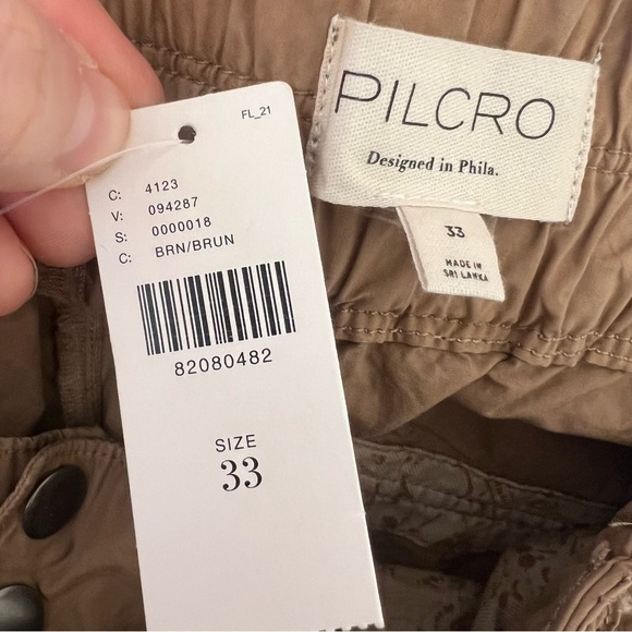 NWT Anthropologie Pilcro low rise relaxed cargo flare pants tan cotton sz 33 - Picture 13 of 14